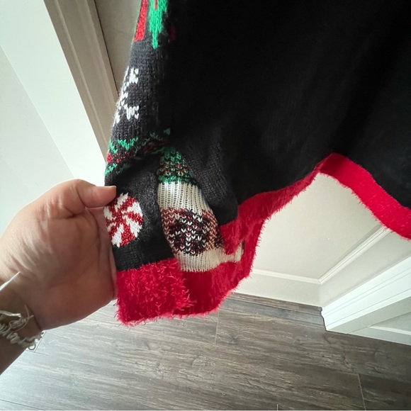 Holiday Christmas signature vest sweater with pattern long tunic soft medium - Picture 13 of 13